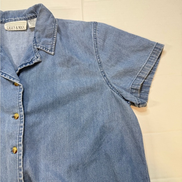 Casey and Max chambray embroidered top - Picture 4 of 6